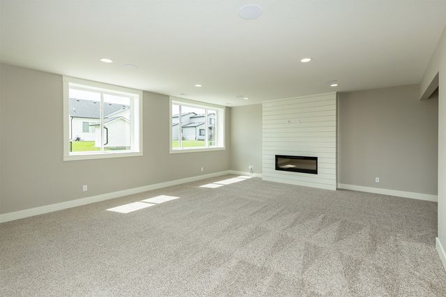 3409 NE 12th Street, Ankeny, IA 50021