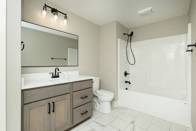 3409 NE 12th Street, Ankeny, IA 50021