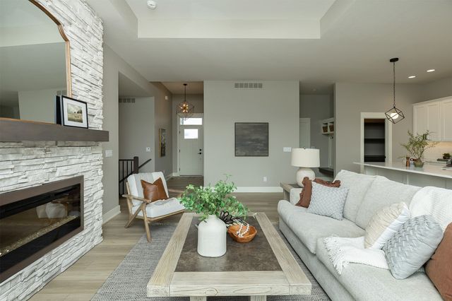 3409 NE 12th Street, Ankeny, IA 50021