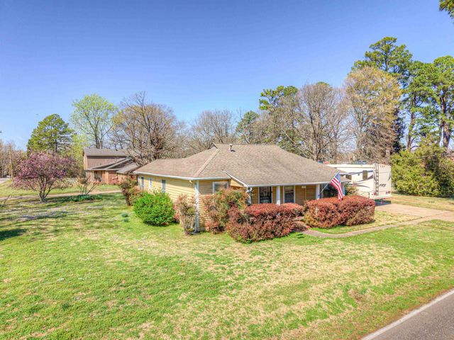 1089 N SANGA RD, Memphis, TN 38018