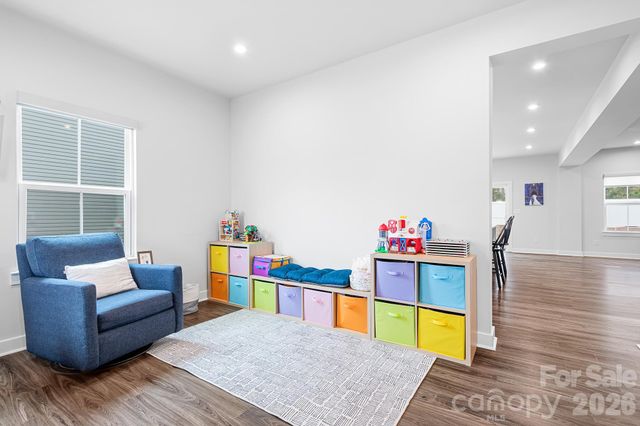 2132 Lenswood Court, Denver, NC 28037