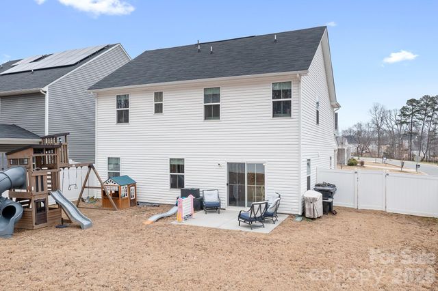 2132 Lenswood Court, Denver, NC 28037