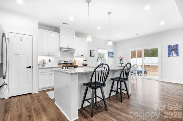 2132 Lenswood Court, Denver, NC 28037