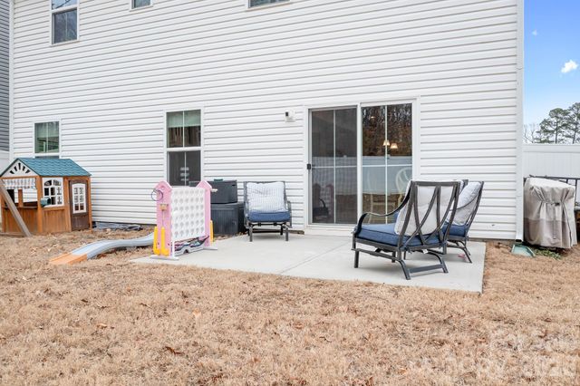 2132 Lenswood Court, Denver, NC 28037