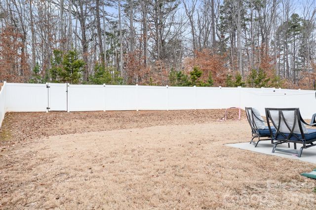 2132 Lenswood Court, Denver, NC 28037