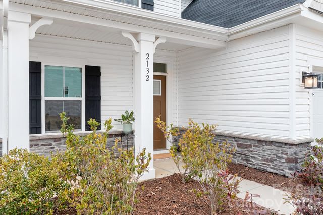 2132 Lenswood Court, Denver, NC 28037