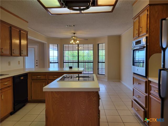 1511 Wildridge Drive, Harker Heights, TX 76548