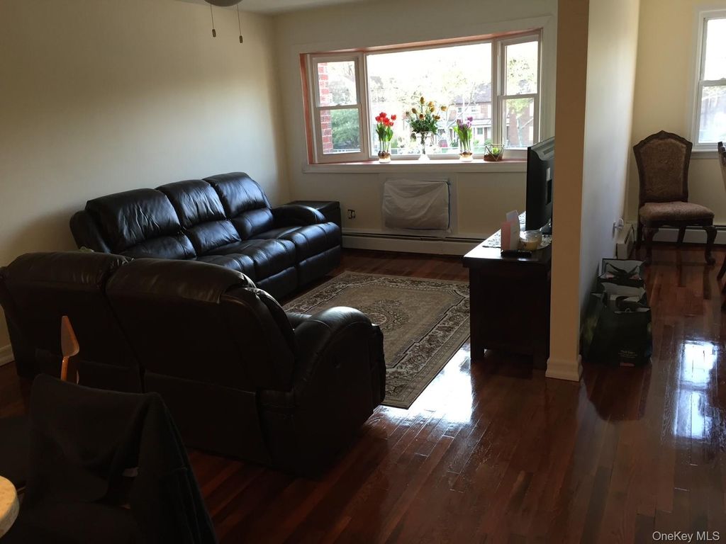 14760 Grand Central Parkway, Jamaica, NY 11435 — photo 2