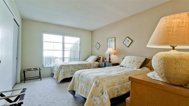 6809 9TH AVENUE W 523, Bradenton, FL 34209