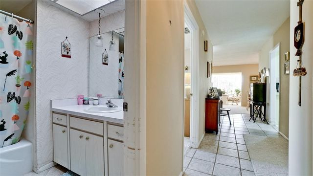 6809 9TH AVENUE W 523, Bradenton, FL 34209