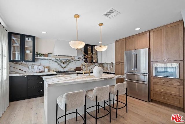 177 S Gardner Street, Los Angeles, CA 90036