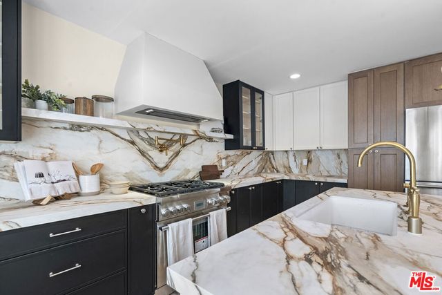 177 S Gardner Street, Los Angeles, CA 90036