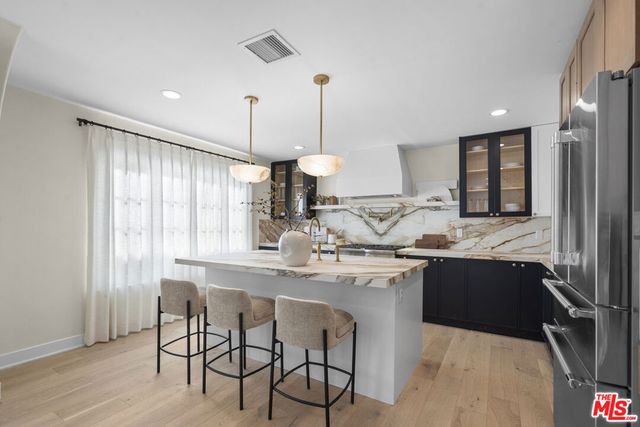 177 S Gardner Street, Los Angeles, CA 90036