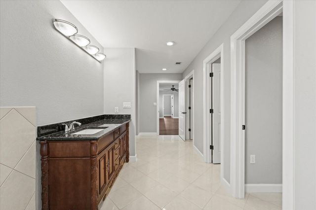 11170 Clear Creek Road W, Sanger, TX 76266