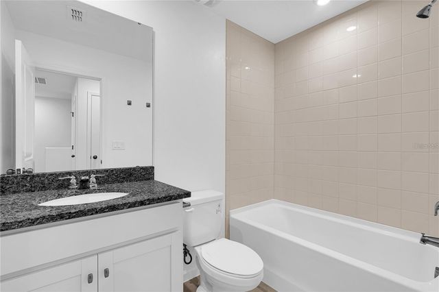 1104 LAKESHORE BREEZE PLACE, Kissimmee, FL 34747