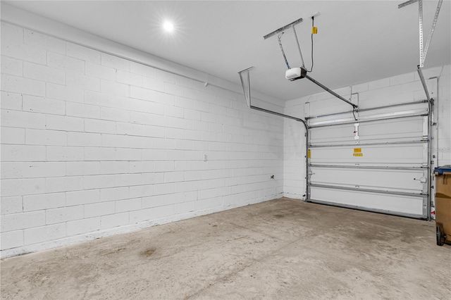 1104 LAKESHORE BREEZE PLACE, Kissimmee, FL 34747