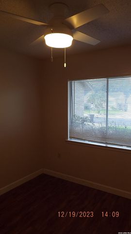 5922 Brambletree St, San Antonio, TX 78247