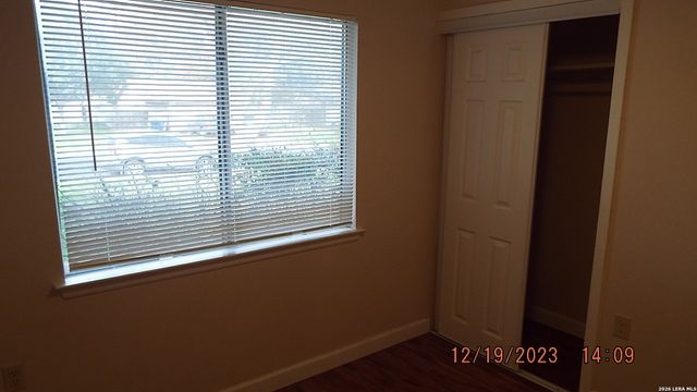 5922 Brambletree St, San Antonio, TX 78247