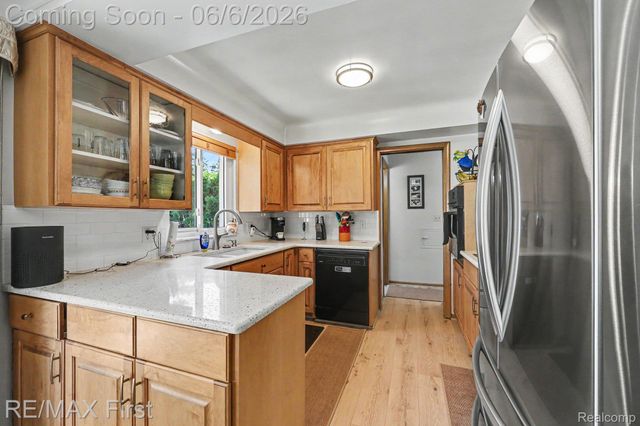 21212 FRANCIS Street, St. Clair Shores, MI 48082