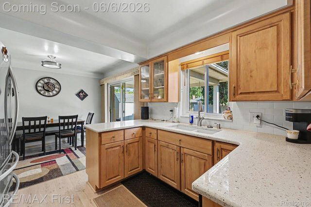 21212 FRANCIS Street, St. Clair Shores, MI 48082