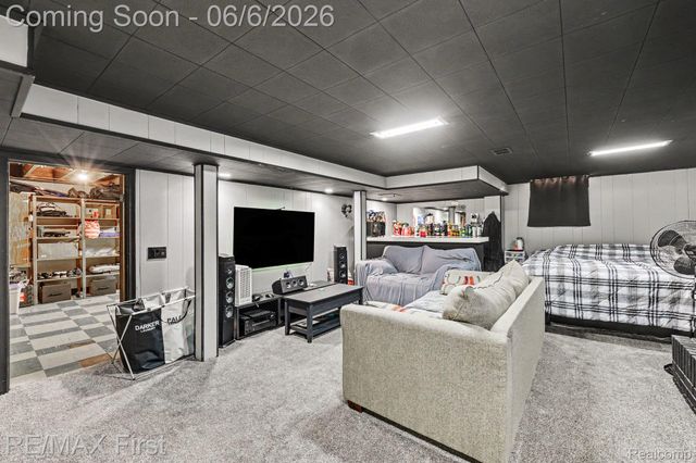 21212 FRANCIS Street, St. Clair Shores, MI 48082