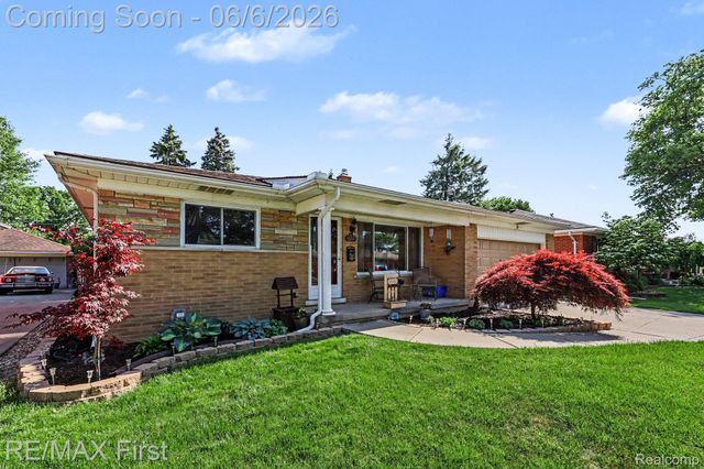 21212 FRANCIS Street, St. Clair Shores, MI 48082