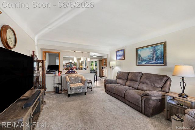 21212 FRANCIS Street, St. Clair Shores, MI 48082