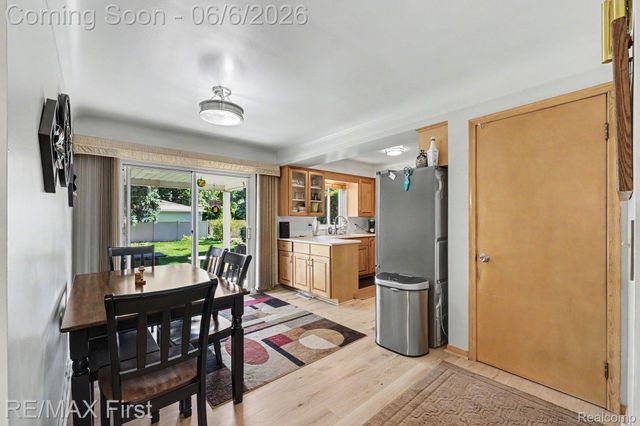 21212 FRANCIS Street, St. Clair Shores, MI 48082