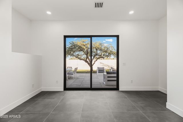 5156 N 45TH Place, Phoenix, AZ 85018