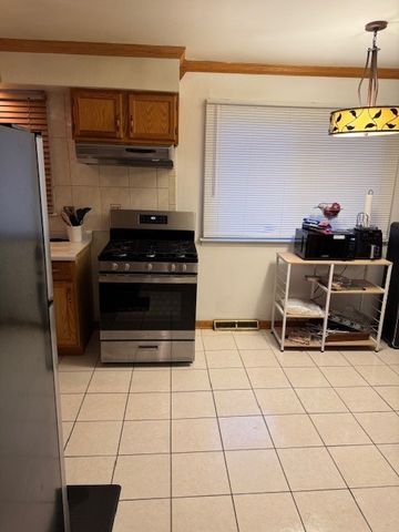 14423 Sanderson Avenue, Dolton, IL 60419