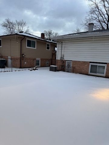 14423 Sanderson Avenue, Dolton, IL 60419