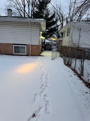 14423 Sanderson Avenue, Dolton, IL 60419