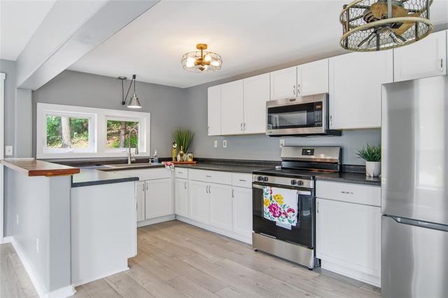 2634 South Slope Terrace, Eau Claire, WI 54703