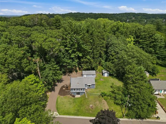 2634 South Slope Terrace, Eau Claire, WI 54703