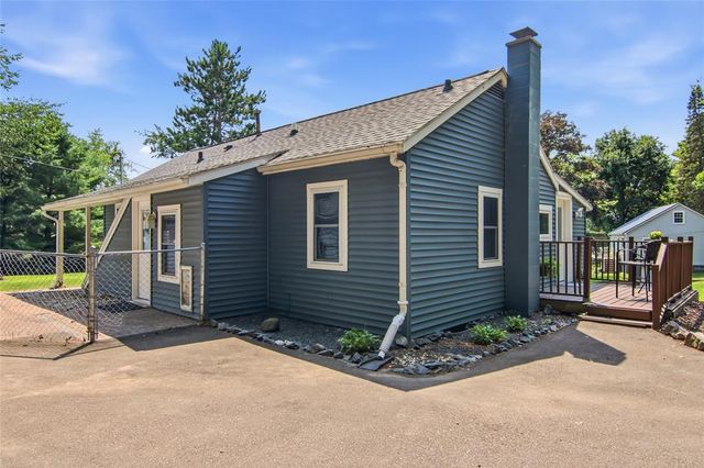 2634 South Slope Terrace, Eau Claire, WI 54703