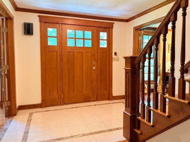 19 Bubbling Brook Rd, Walpole, MA 02081