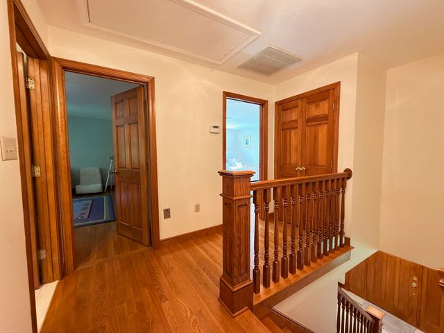 19 Bubbling Brook Rd, Walpole, MA 02081