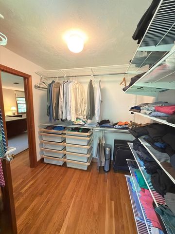 19 Bubbling Brook Rd, Walpole, MA 02081