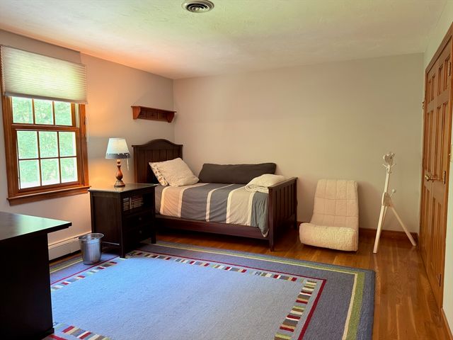 19 Bubbling Brook Rd, Walpole, MA 02081