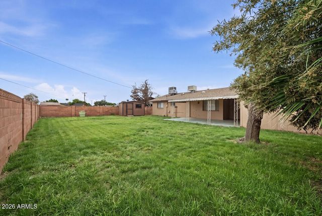 3709 W Echo Lane, Phoenix, AZ 85051