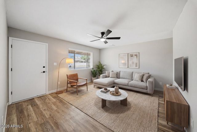 3709 W Echo Lane, Phoenix, AZ 85051