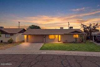3709 W Echo Lane, Phoenix, AZ 85051