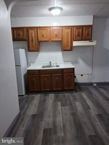 5727 WOODCREST AVE, Philadelphia, PA 19131