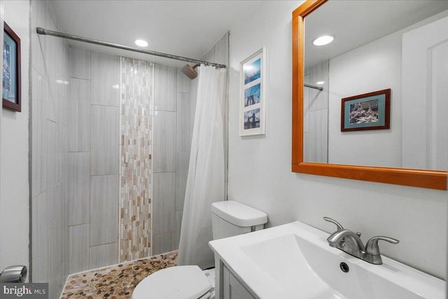 14203 OAKVALE ST, Rockville, MD 20853