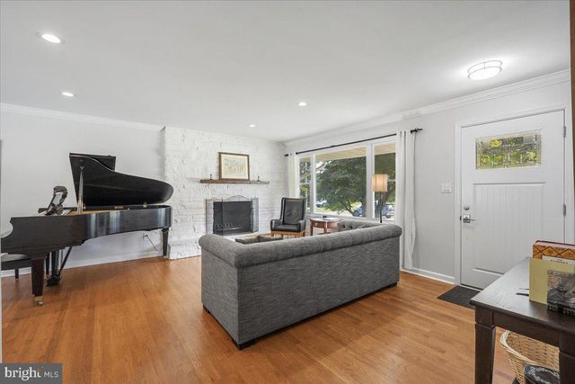 14203 OAKVALE ST, Rockville, MD 20853