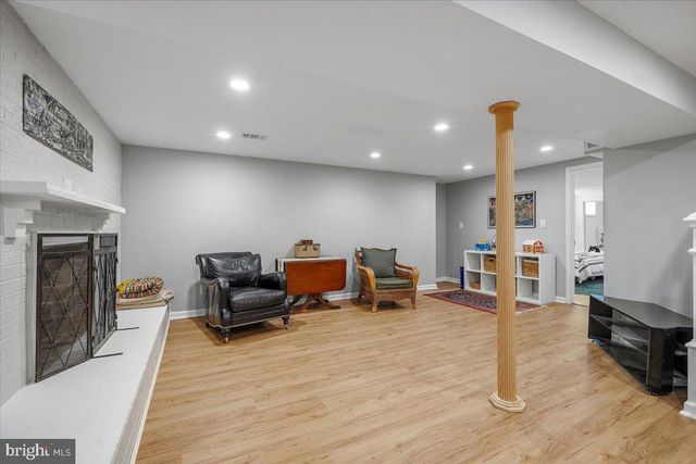 14203 OAKVALE ST, Rockville, MD 20853
