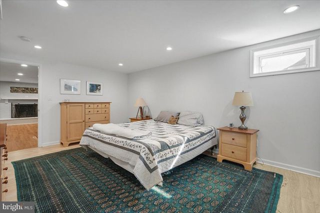 14203 OAKVALE ST, Rockville, MD 20853