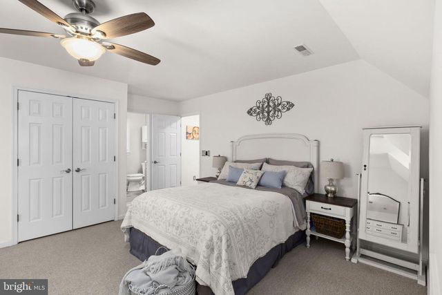 706 STONEWALL LN, Fredericksburg, VA 22407