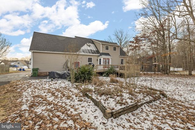 706 STONEWALL LN, Fredericksburg, VA 22407