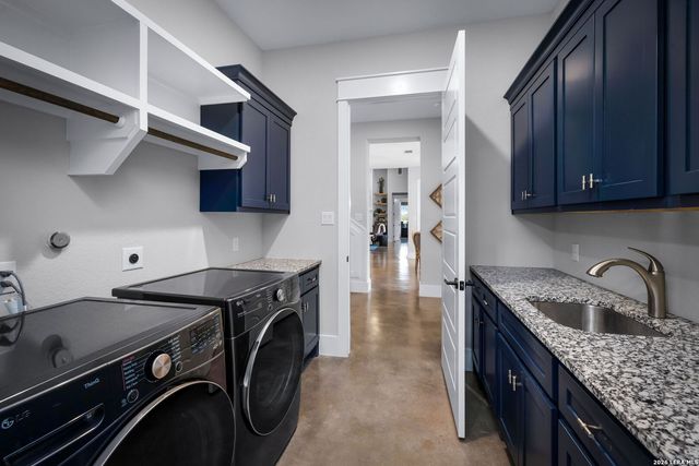 1226 Wild Rose, New Braunfels, TX 78132